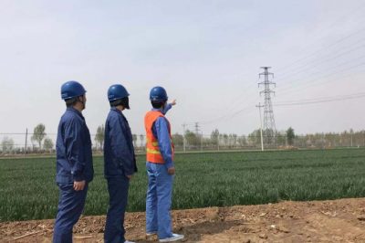 唐縣供電公司進行線路巡視，消除線路設備隱患