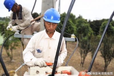 高郵市經濟開發區珠湖路東側安裝遷移的配電變壓器