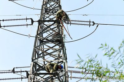 濟陽區供電公司對110千伏中新線進行檢修改造