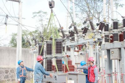 三甲35千伏變電站35千伏間隔擴建工程現場