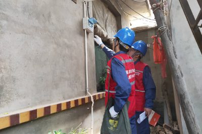 平鄉縣供電公司排查供電線路和配電設備