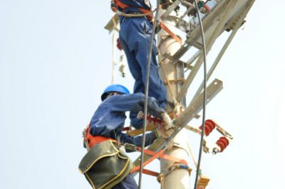 對安徽馬鞍山和縣西埠鎮公路站配電臺區進行電力設備增容改造