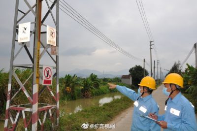 通過(guò)“人巡+機(jī)巡”，做好線路巡視和配電房檢查等工作